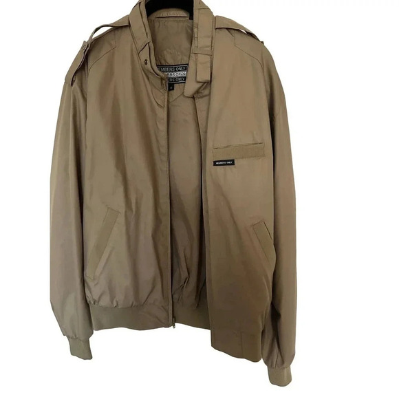 Members Only Cafe Racer Men's Beige Faux Fur Lined EM3 Zip Coat Jacket Size 40 - Picture 2 of 6